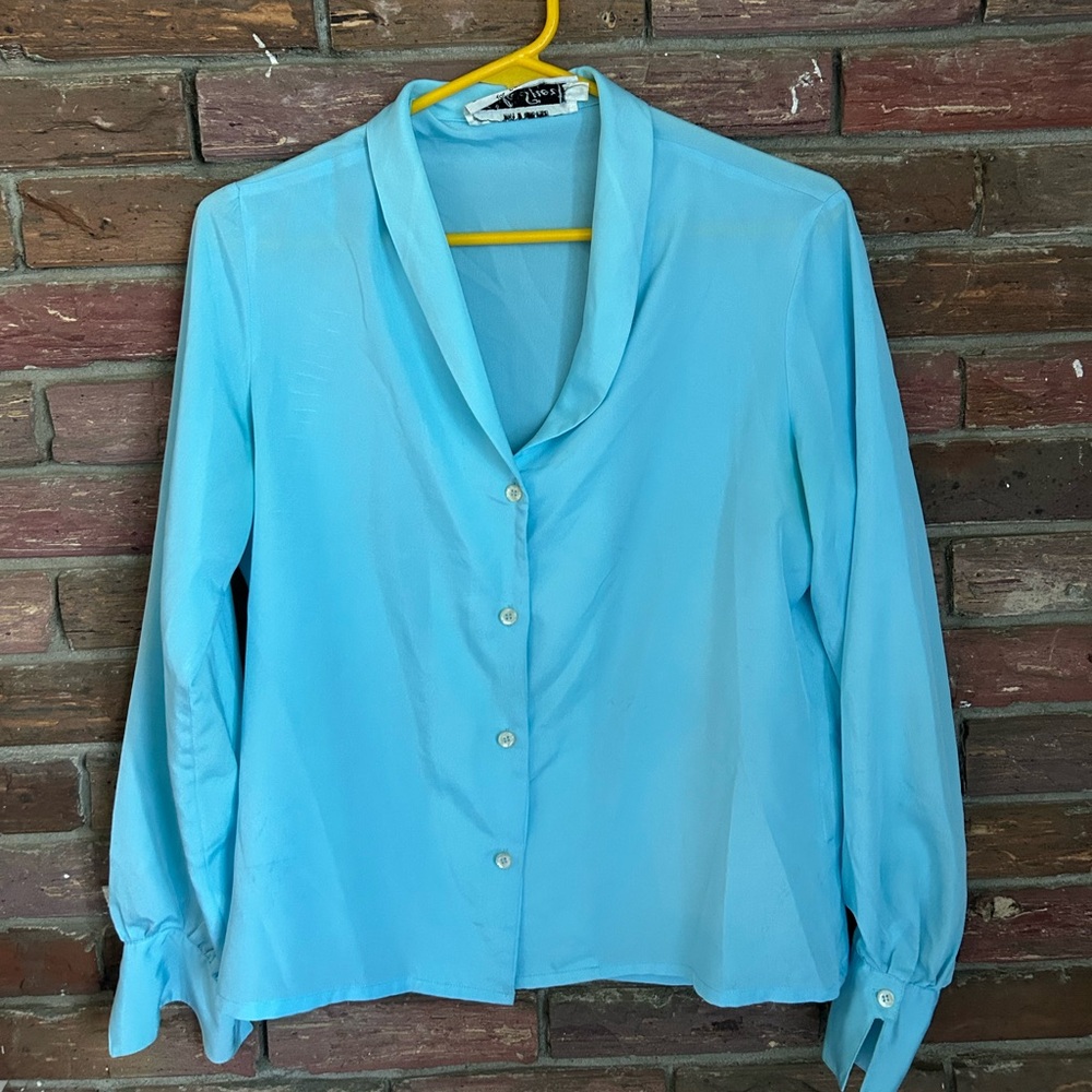 Blue Mandarin Collar Buttoned Blouse